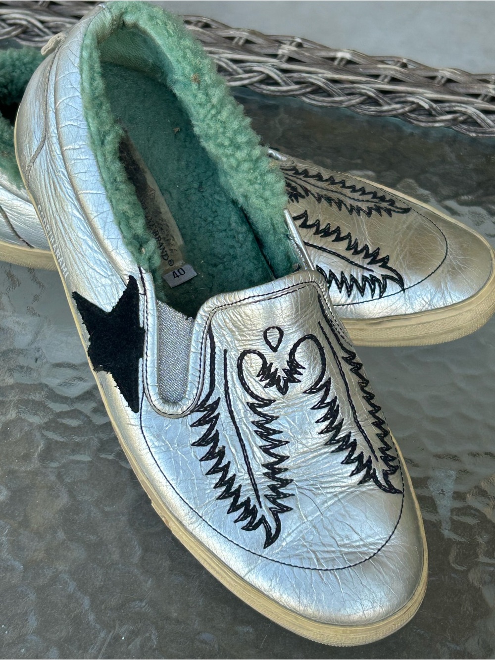 Womens GOLDEN GOOSE Hanami Metallic Silver Shearling Slip on Sneaker 40 US 10
